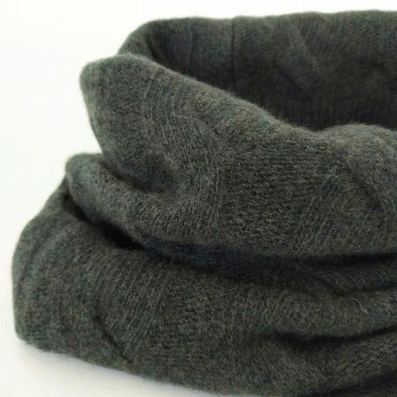 Merino Wool and Cashmere Neck Warmer - Picture 2 of 4